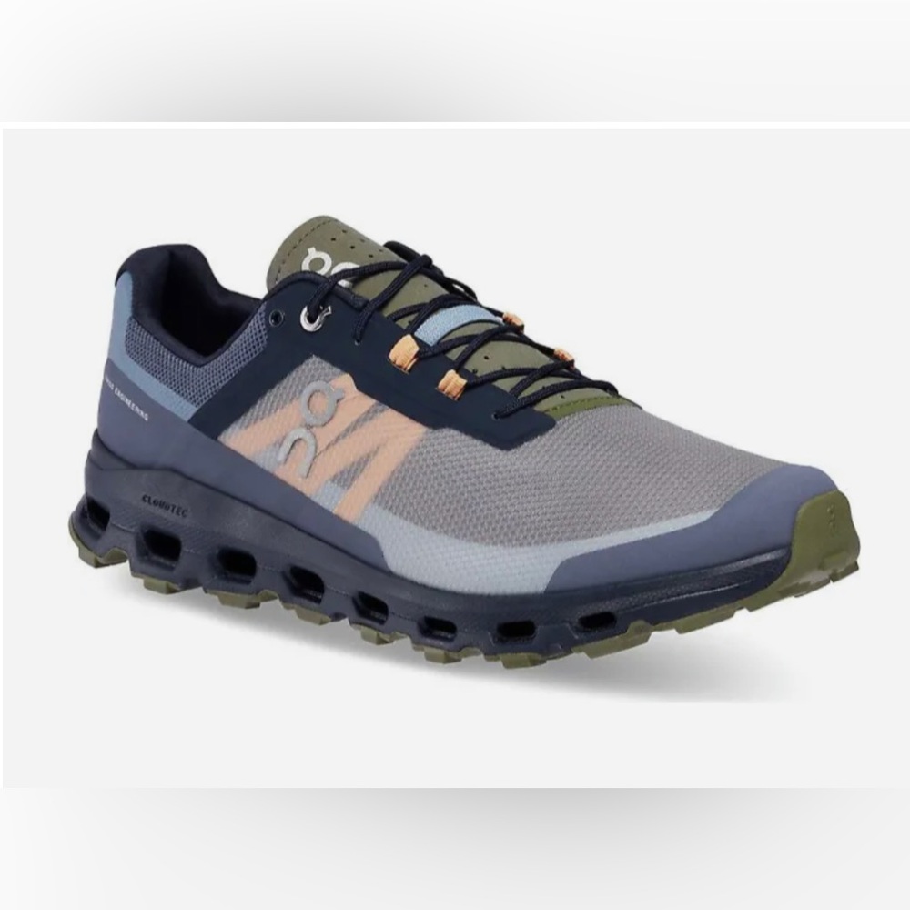 On Running Cloudvista Men's Shoes - Navy and Peach